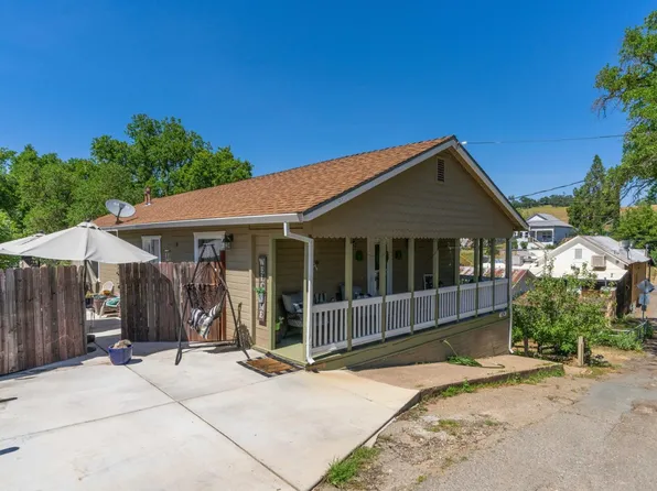 829 Piccardo Ln, Jackson, CA 95642