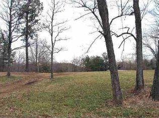 2154 Douglas Rd, Murray, KY 42071