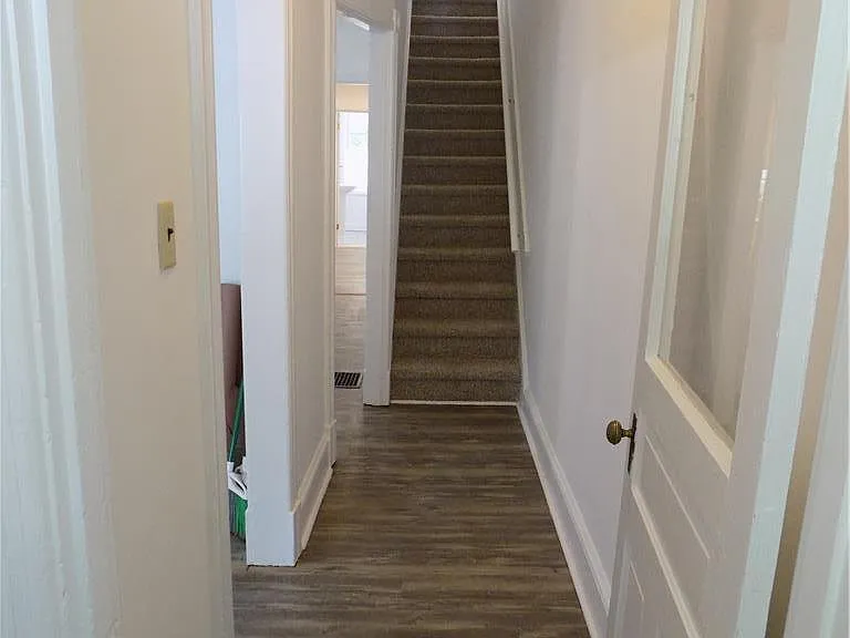47 W Goepp St — Photo 13