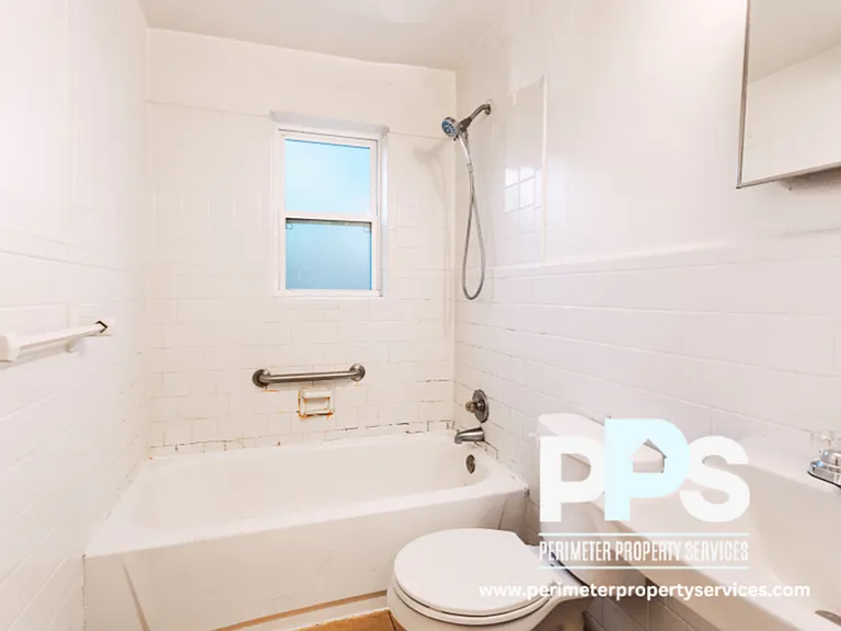 195 Randolph St NE #8 — Photo 6