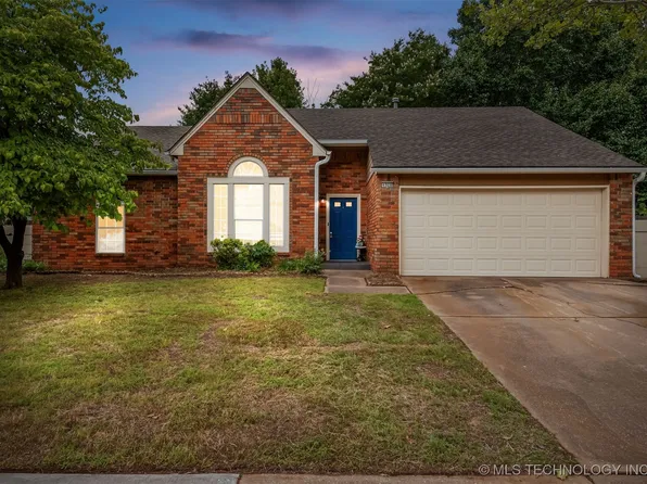 4908 S Redbud Ave, Broken Arrow, OK 74011