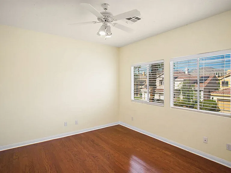 2120 Waterbury Ln — Photo 27