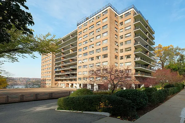 Sold by Houlihan Lawrence | media 1