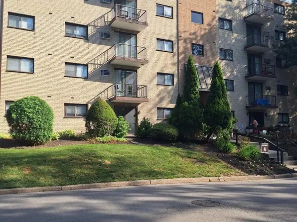 400 Glendale Rd Unit 34, Havertown, PA 19083