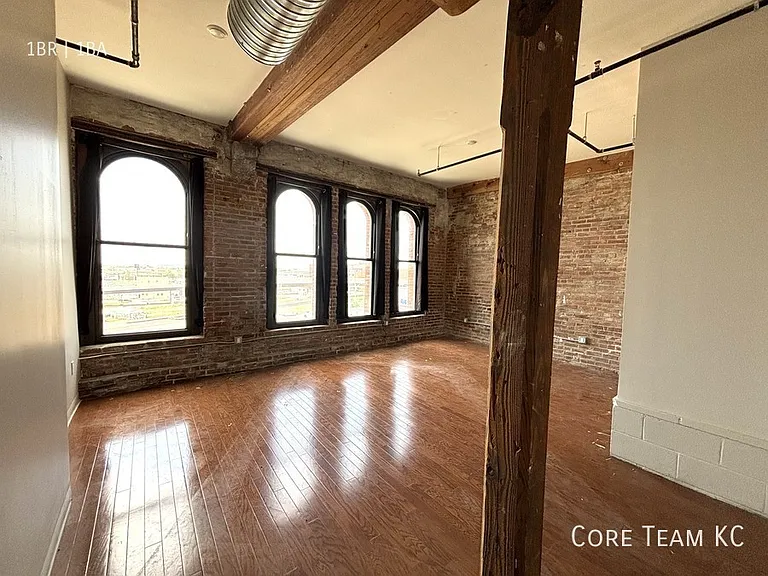 1223 Union Ave #504 — Photo 5