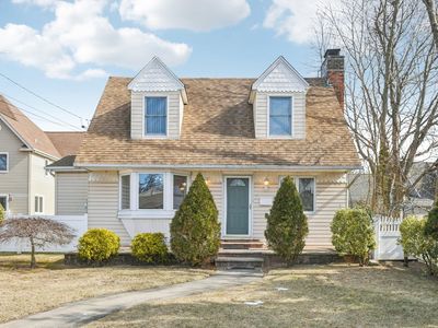 2481 Harvey Avenue, Oceanside, NY, 11572