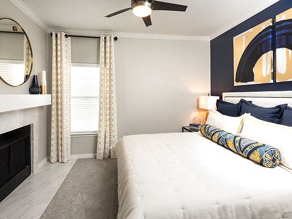 Ceiling fans in living room and bedrooms