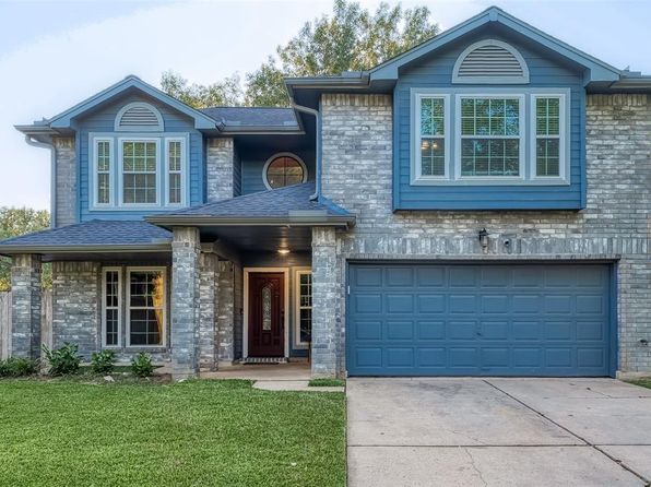 2122 Courtshire Ln