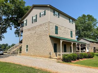 965 Arnold Ln, Savannah, TN 38372