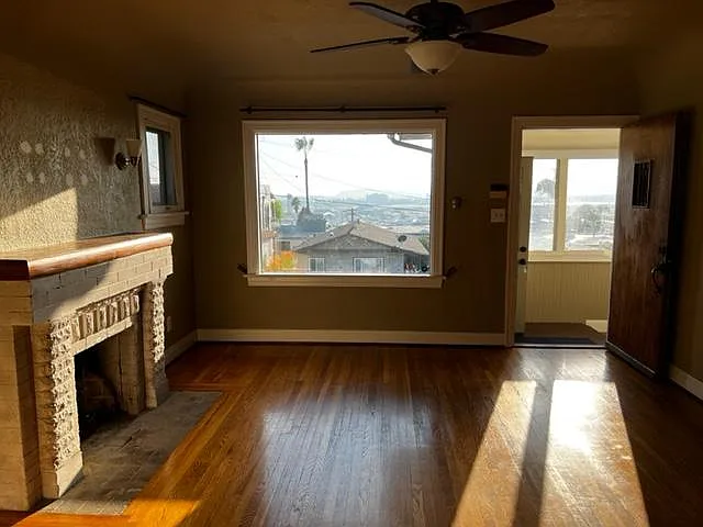 3 bed, 1300 sqft, $5,395 — Photo 4