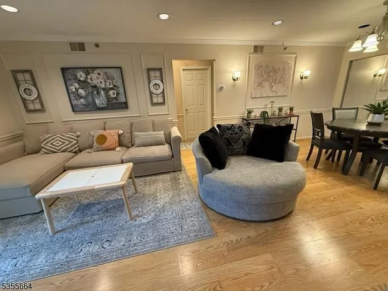 1 Brookside Ln — Photo 4