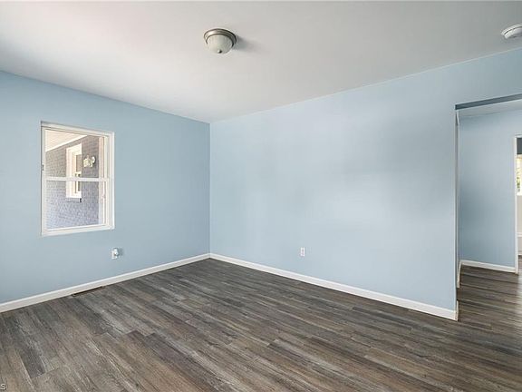 5th image of 314 Hill St