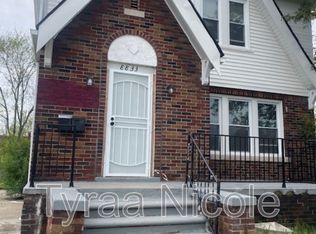 8833 Pinehurst St #2, Detroit, MI 48204