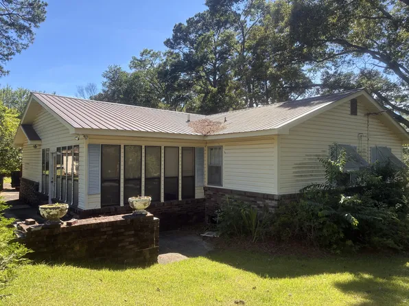 1100 Buena Vista Cir, Gadsden, AL 35904