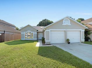 1632 Clover Cir, Melbourne, FL 32935