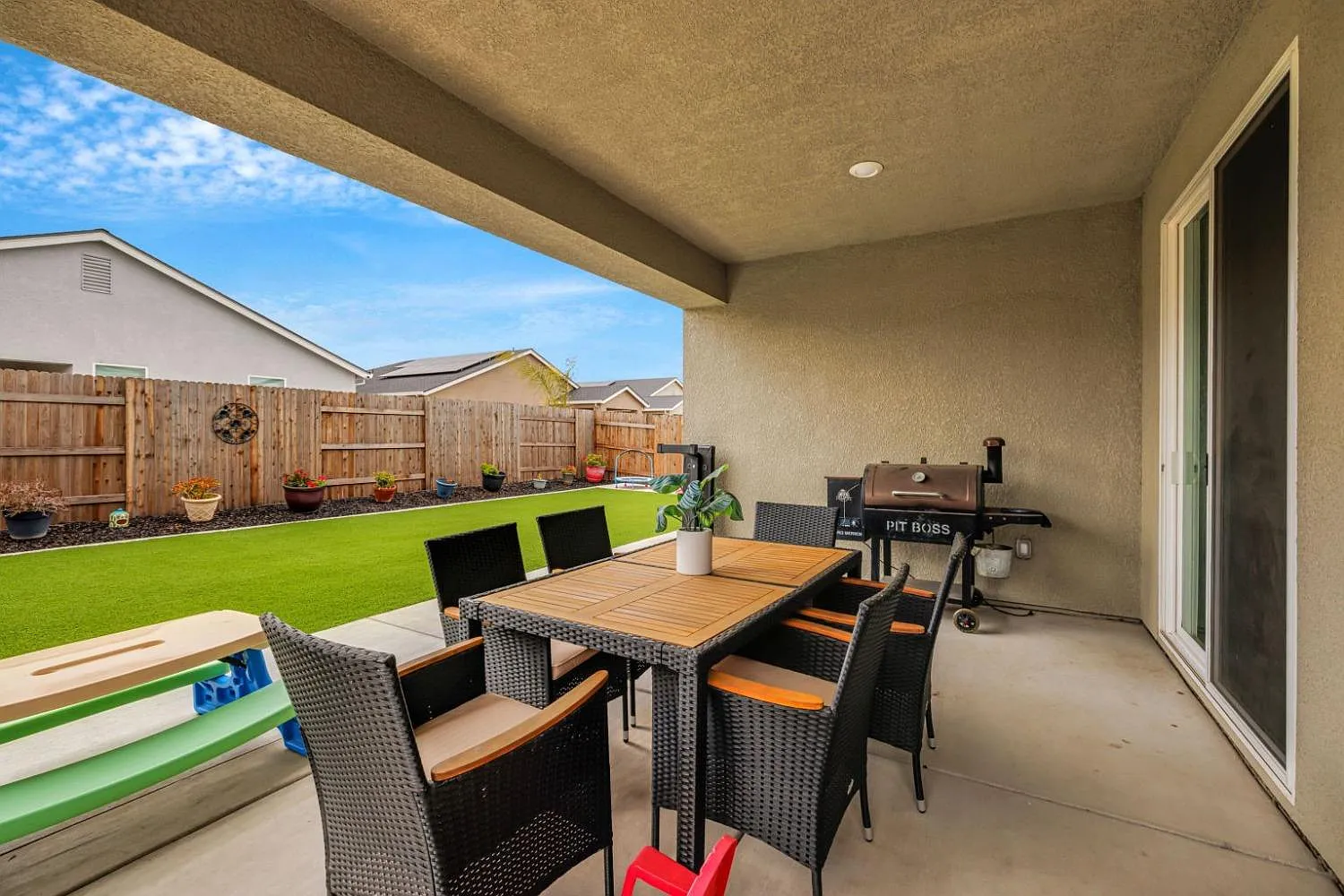 3 bed, 1501 sqft, $3,700 — Photo 4