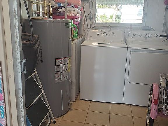 5th image of 304 8th St