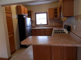 1022 E Pacific St, Appleton, WI 54911