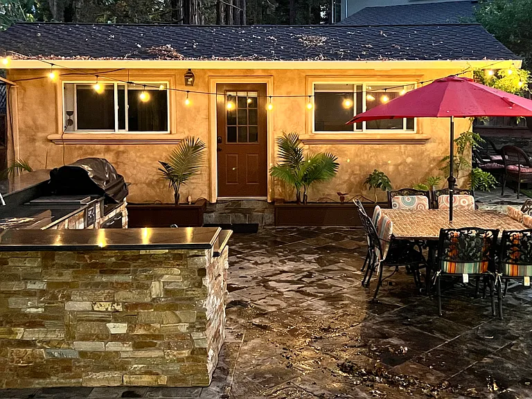 Out Door Patio Kitchen