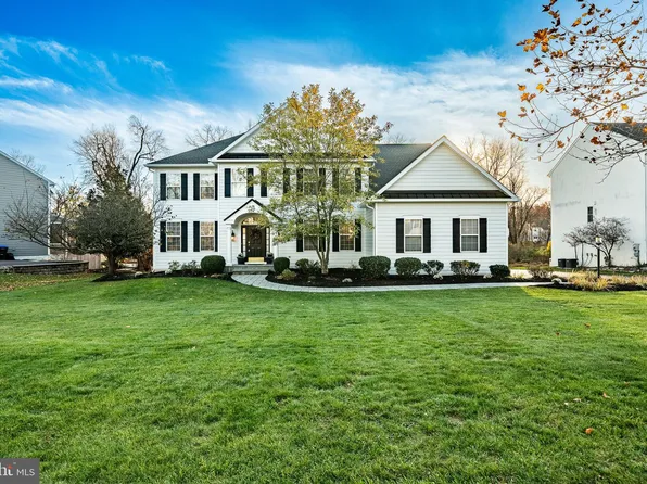 309 Creek Crossing Ln, Chester Springs, PA 19425