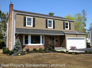 Terry Ct, ROSLYN, NY