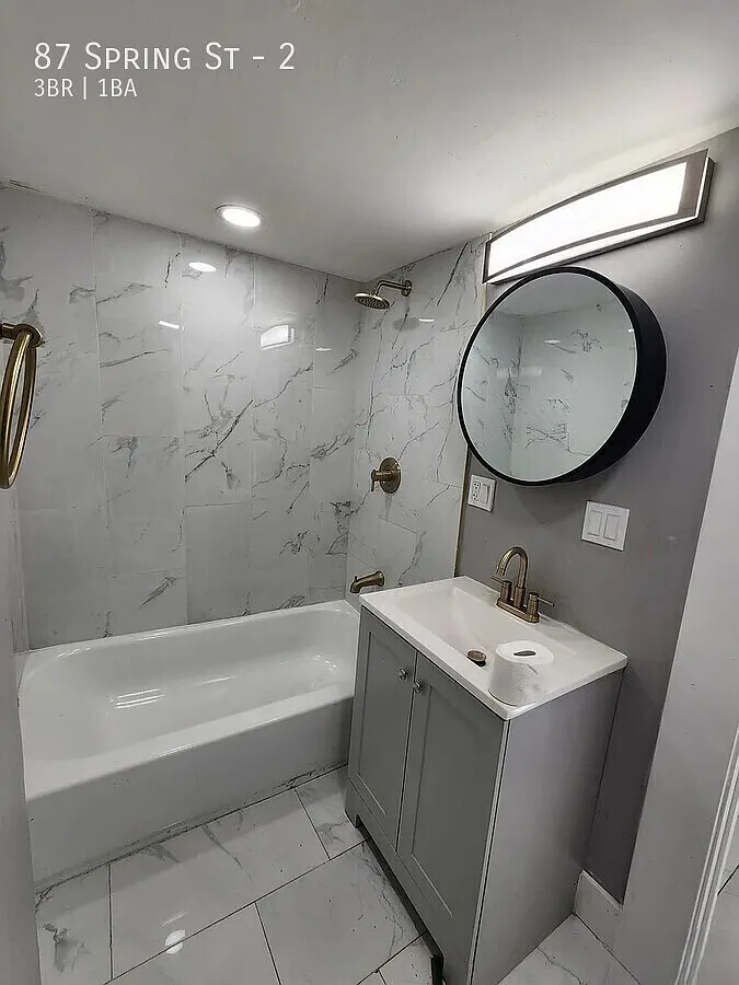 87 Spring St - 2 — Photo 3