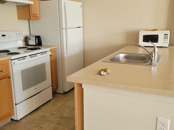 4 Victoria Ln, Saint Albans, VT