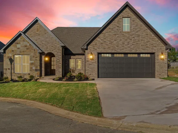 921 Wellington, Searcy, AR 72143