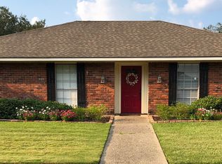 7743 Tipperary Dr, Baton Rouge, LA 70808