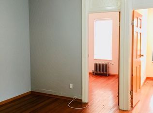 3066 37th St #3R, Astoria, NY 11103