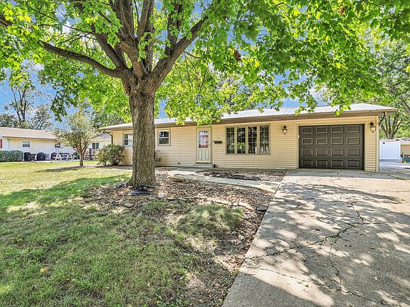 5th image of 525 Orchard Ln