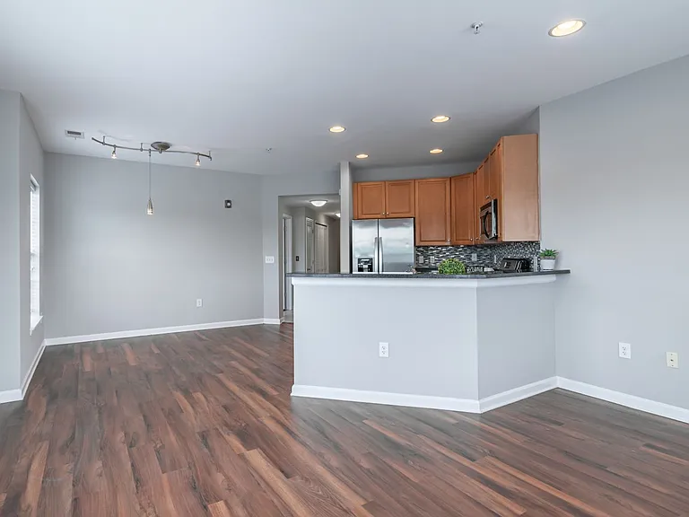 Cranford Crossing Apartment Homes — Photo 5