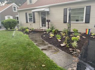 362 Brandon Rd, Rochester, NY 14622