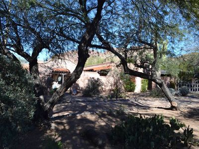 4562 E Camelback Rd, Phoenix, AZ, 85018