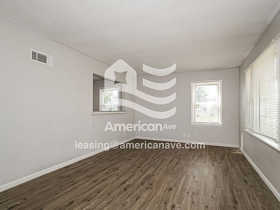 3-Living Room