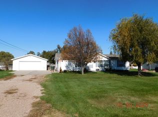 413 W Walker Rd, North Platte, NE 69101