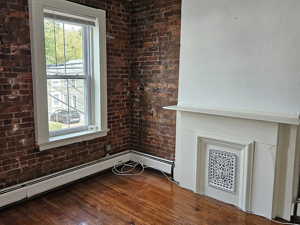 14-1 Lyon St #14-1