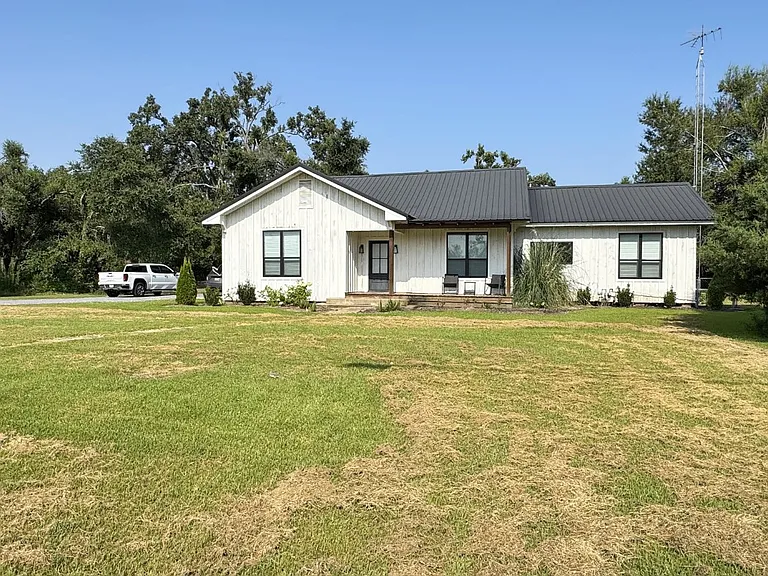 993 Highway 17 — Photo 3