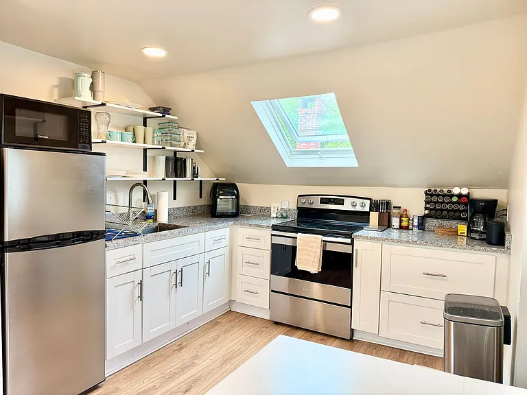105 Brackett St #3 — Photo 3