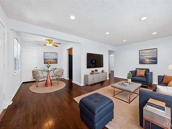 3rd image of 1338 Fairmount Ct