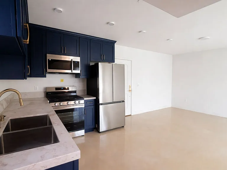 4543 Finley Ave #103 — Photo 3