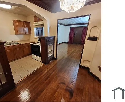2 bed, 900 sqft, $900 — Photo 2