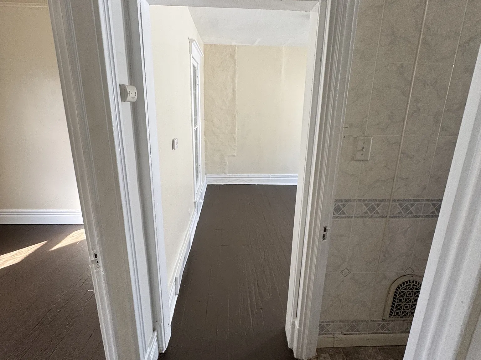 10 Lincoln Avenue - 2 — Photo 4