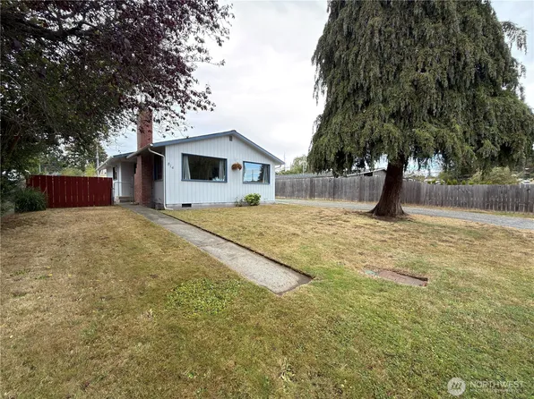 814 W 11th Street, Port Angeles, WA 98363
