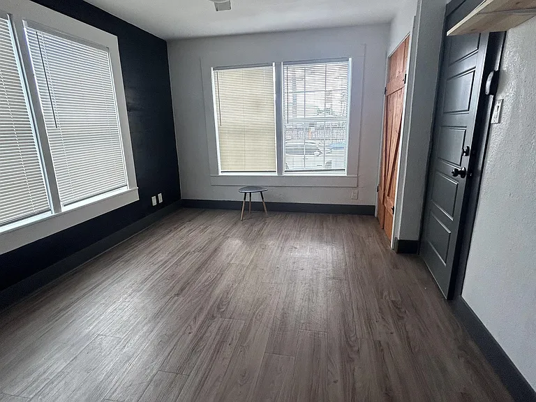 512 Dell Ct — Photo 60