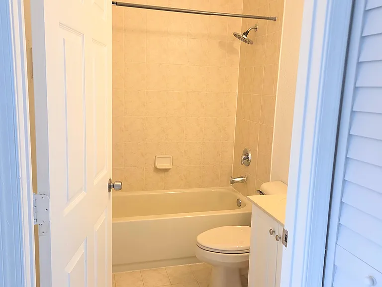 2876 SE 15th Rd — Photo 17