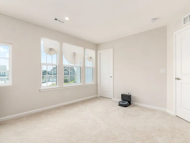 28 Royal Palm Ct #1 — Photo 33