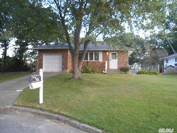 2nd image of 518 Thrift St