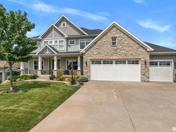 6476 Cardinal Rd, Bettendorf, IA 52722