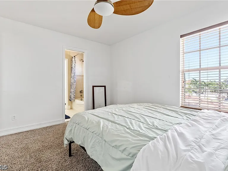 3101 SW 26th Pl — Photo 30